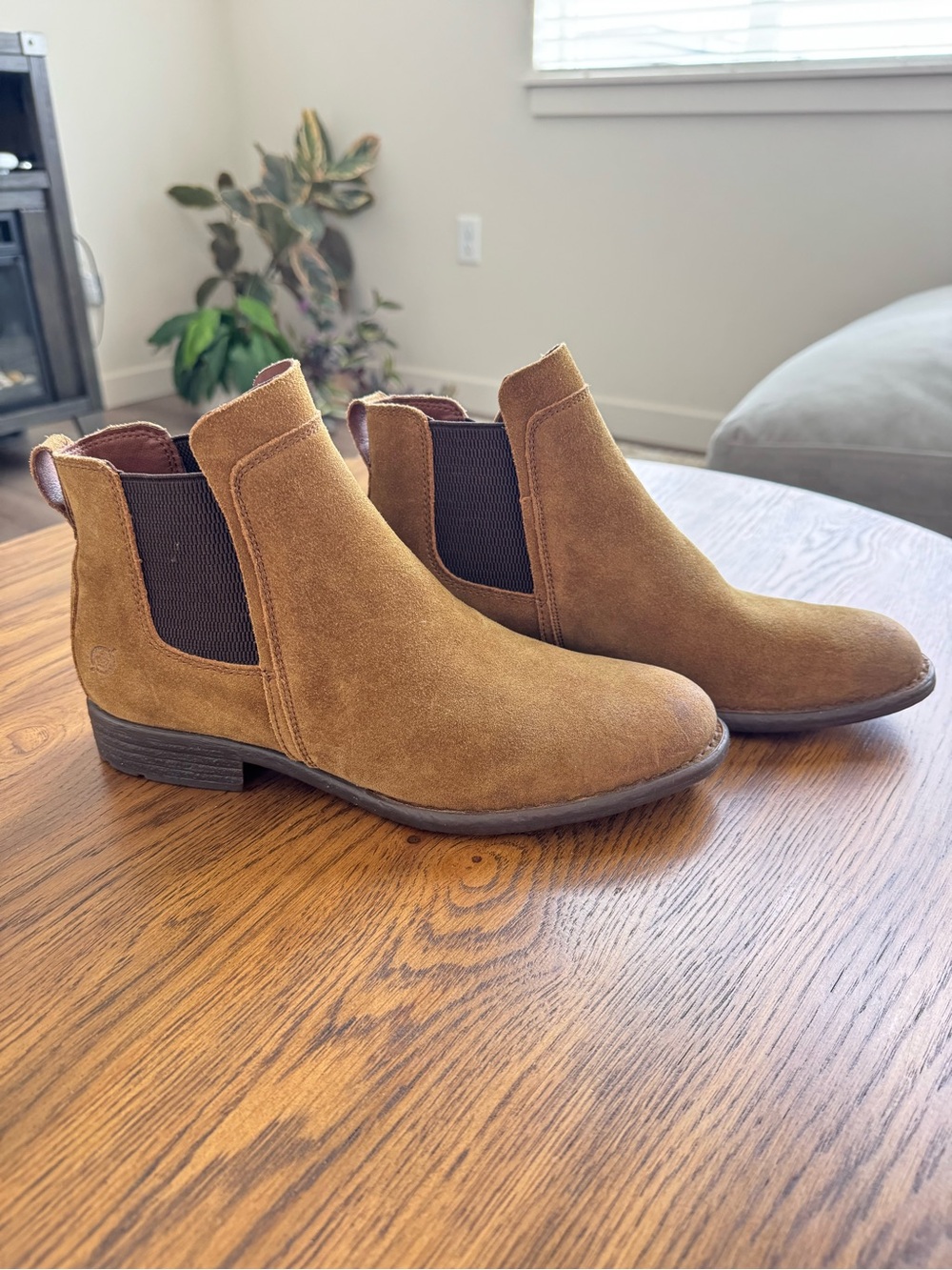 Born Women's Suede Chelsea Ankle Boots in Tan
